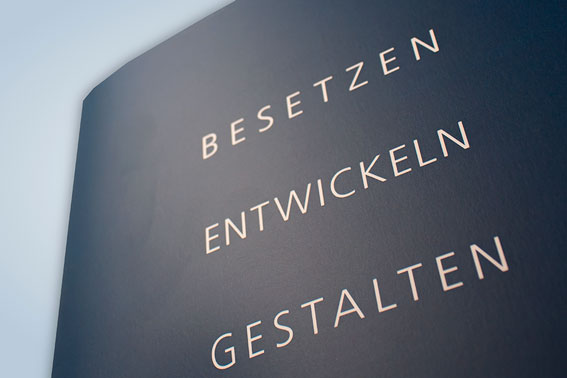 Buch Softcover Klebebindung Kaschierung matt kratzfest